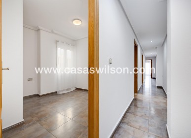 Sale - Appartement - Torrevieja - Centro