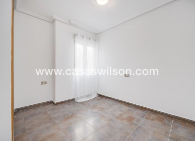 Sale - Appartement - Torrevieja - Centro