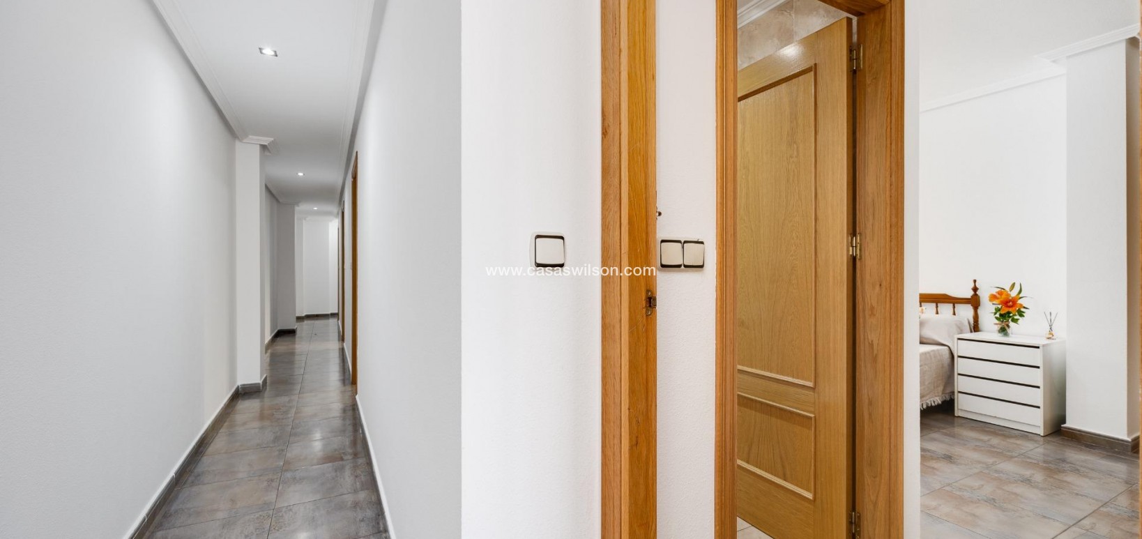 Sale - Appartement - Torrevieja - Centro