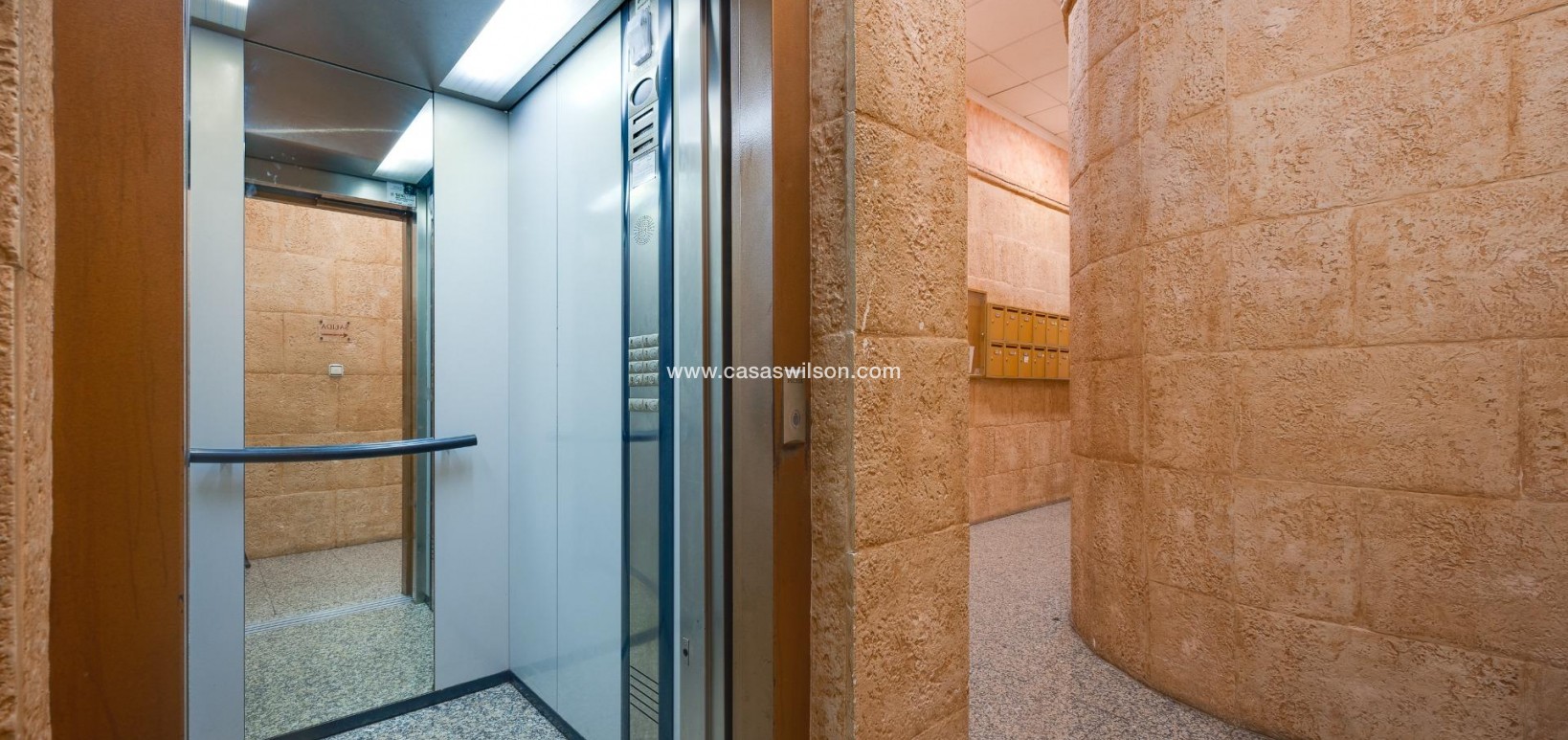 Sale - Appartement - Torrevieja - Centro