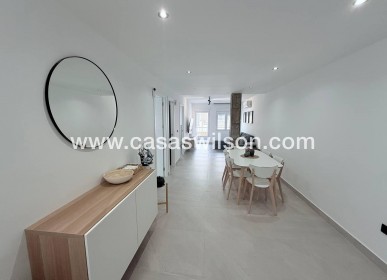 Sale - Apartment - Torrevieja - La Mata