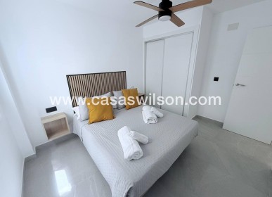 Sale - Apartment - Torrevieja - La Mata