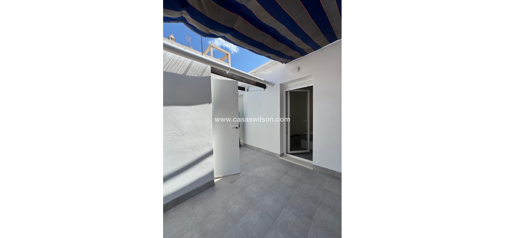 Sale - Townhouse - Torrevieja - Centro