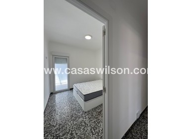Sale - Townhouse - Torrevieja - Centro