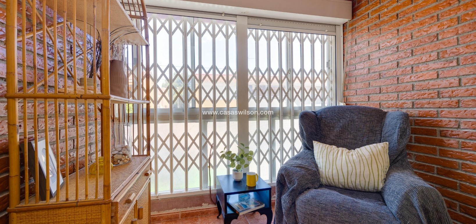 Sale - Apartment - Torrevieja - Playa de los Naufragos