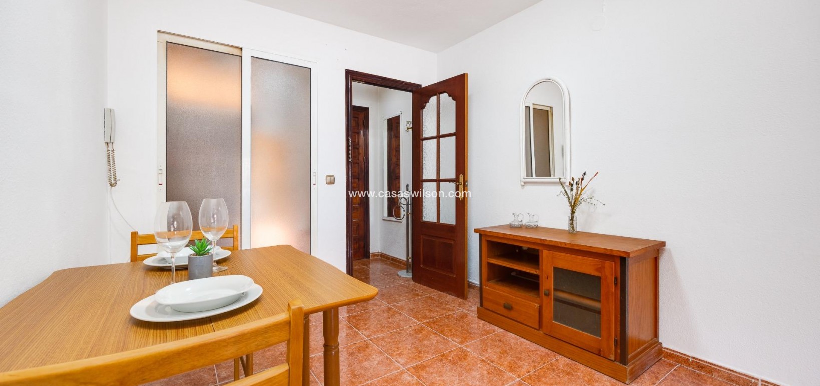 Sale - Apartment - Torrevieja - Playa de los Naufragos