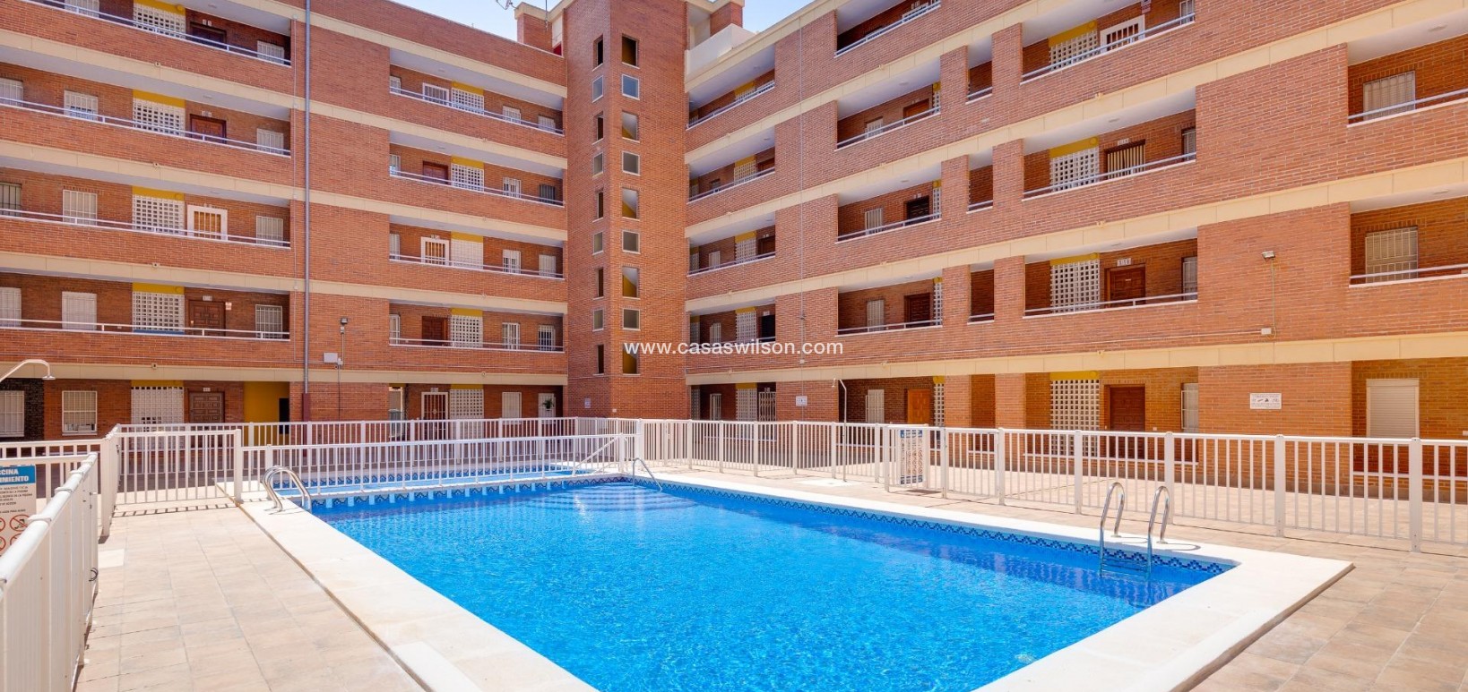 Sale - Apartment - Torrevieja - Playa de los Naufragos