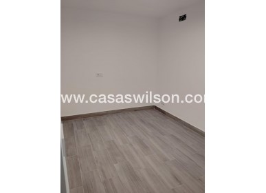 Venta - Apartamento - Torrevieja - Centro