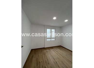 Sale - Appartement - Torrevieja - La Mata