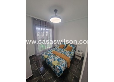 Sale - Apartment - Torrevieja - Centro - Muelle Pesquero