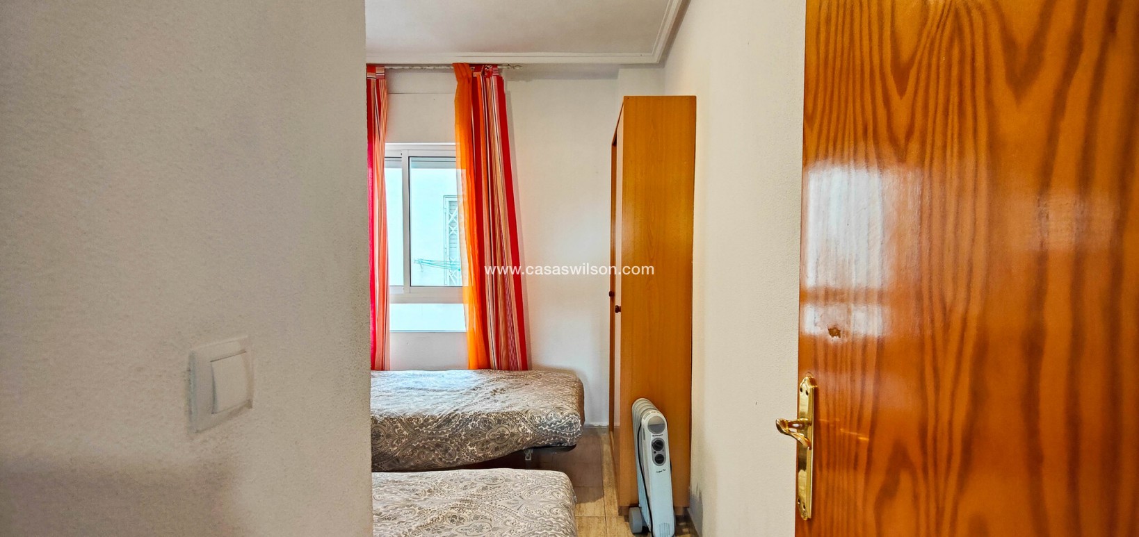 Sale - Apartment - Torrevieja - Costa Blanca