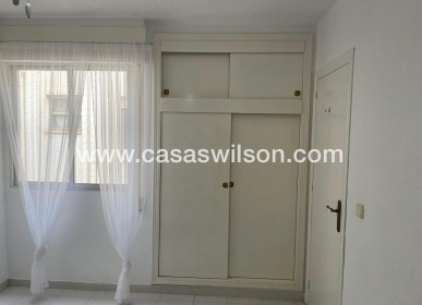 Sale - Apartment - Torrevieja - LA LOMA