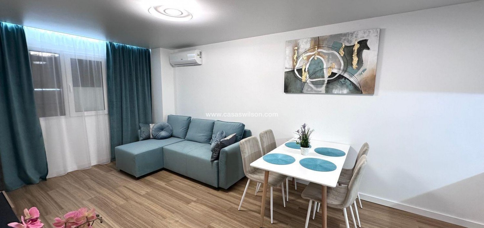 Sale - Apartment - Torrevieja - Estacion De Autobuses