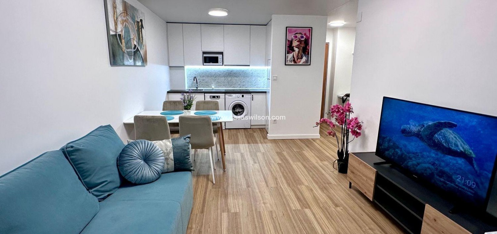 Sale - Apartment - Torrevieja - Estacion De Autobuses