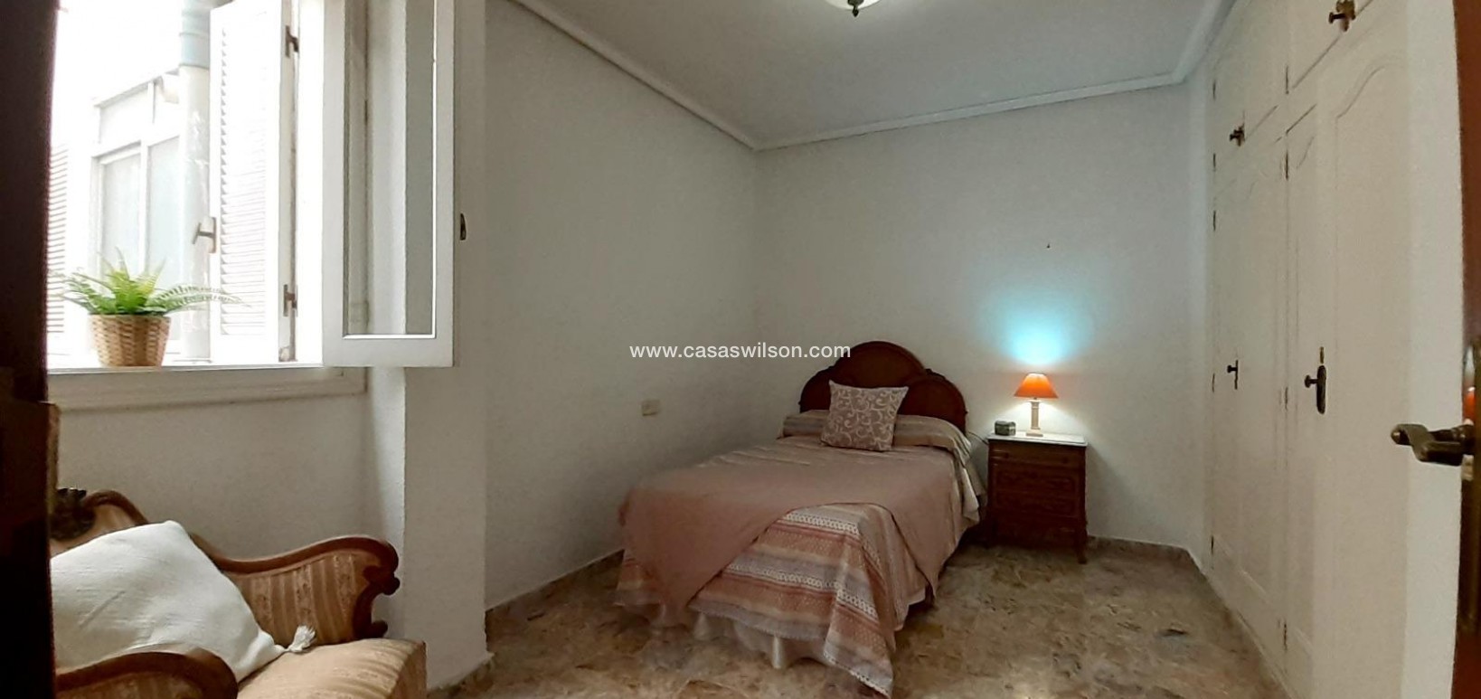 Sale - Apartment - Torrevieja