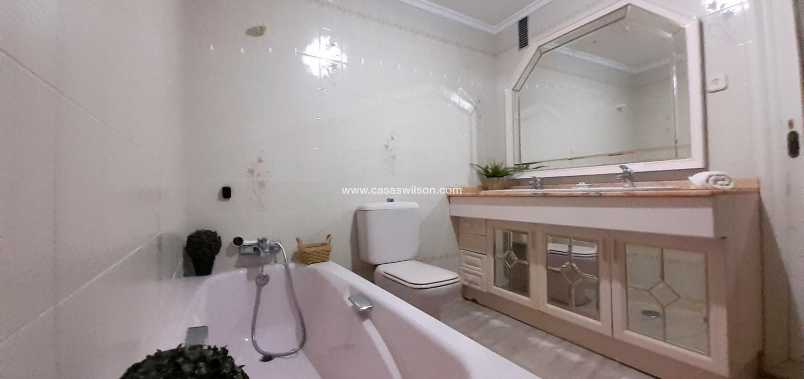 Sale - Apartment - Torrevieja