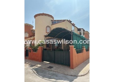 Sale - Villa - Orihuela Costa - Playa Flamenca