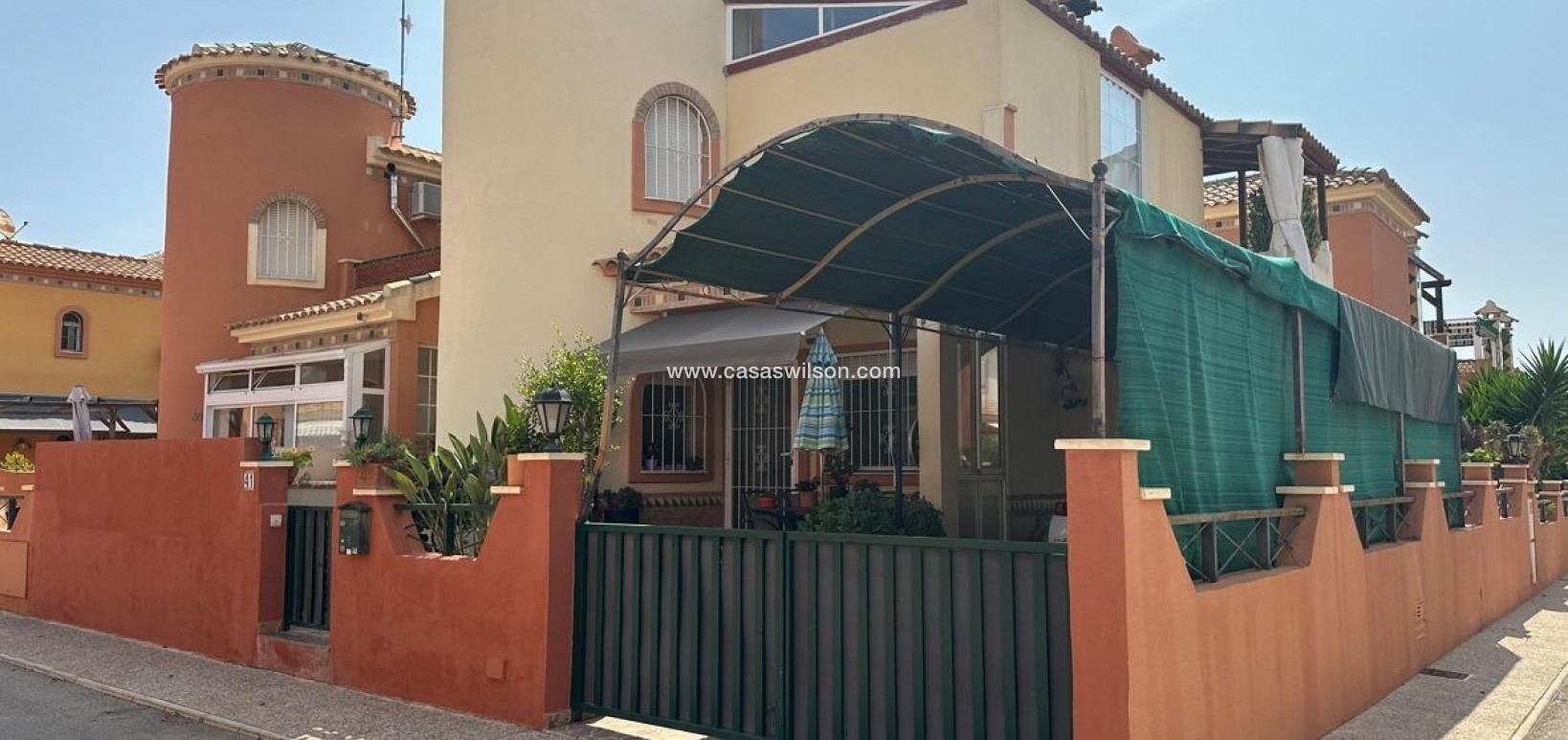 Sale - Villa - Orihuela Costa - Playa Flamenca