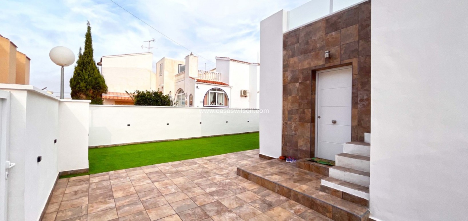 Sale - Bungalow - Orihuela Costa - Costa Blanca