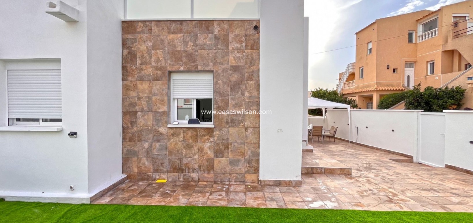 Sale - Bungalow - Orihuela Costa - Costa Blanca