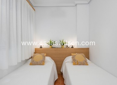 Sale - Appartement - Guardamar del Segura - Pueblo