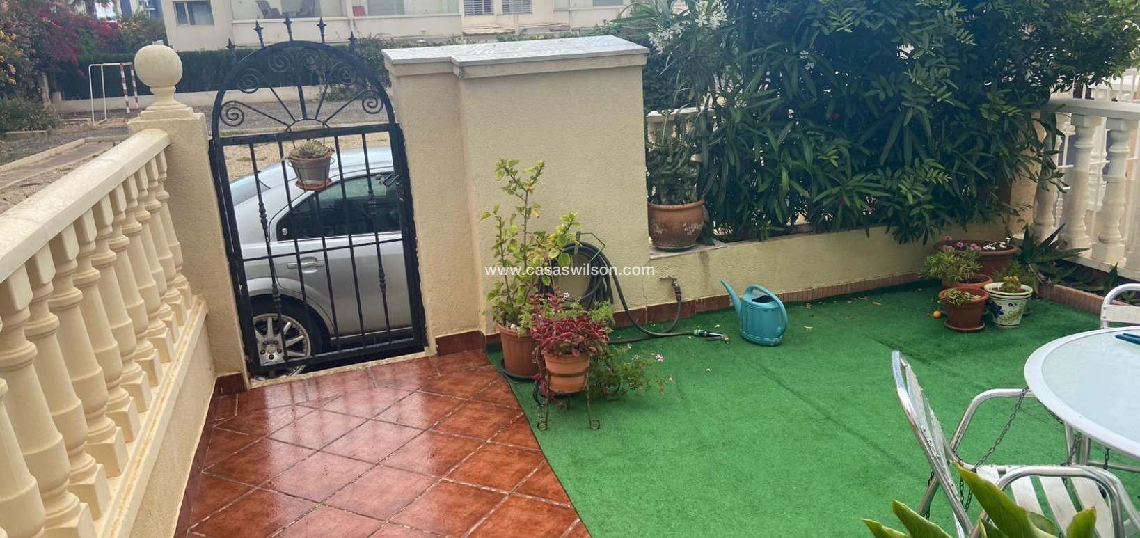 Sale - Townhouse - Orihuela Costa - Punta Prima