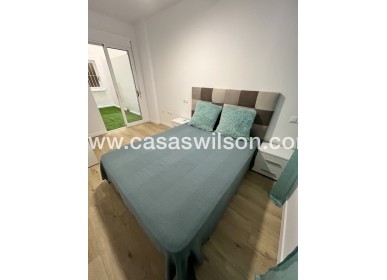 Sale - Apartment - Torrevieja - Centro