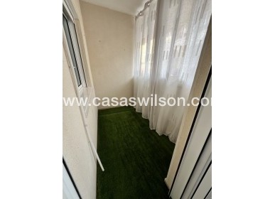 Sale - Apartment - Torrevieja - Centro