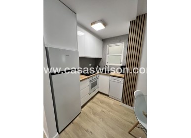 Sale - Apartment - Torrevieja - Centro