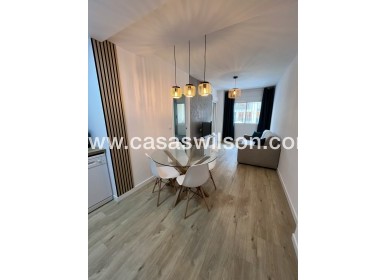 Sale - Apartment - Torrevieja - Centro