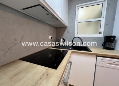 Sale - Apartment - Torrevieja - Centro