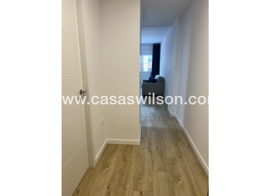 Sale - Apartment - Torrevieja - Centro