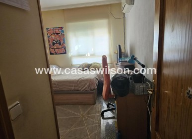 Sale - Apartment - Torrevieja - CENTRE