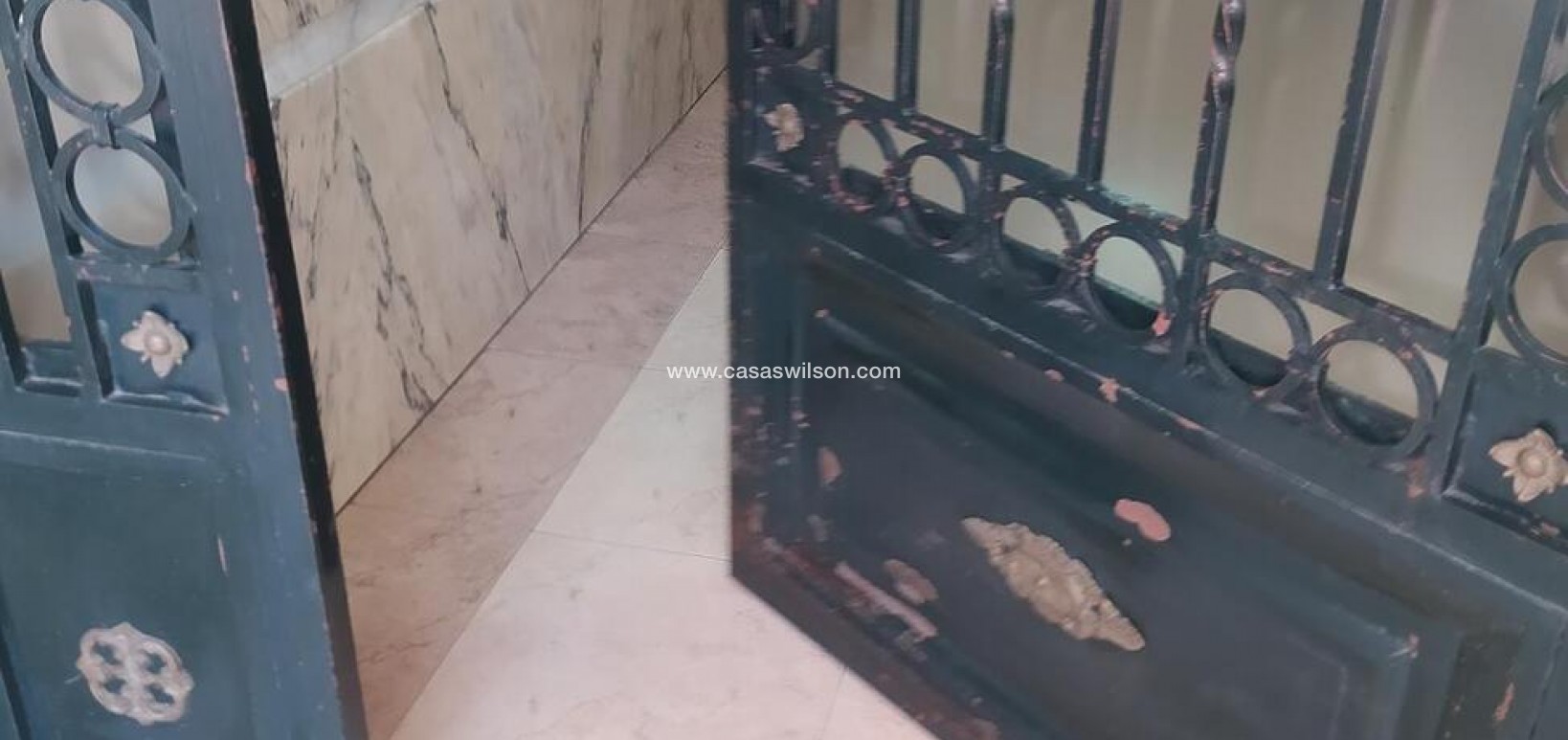 Sale - Apartment - Torrevieja - CENTRE