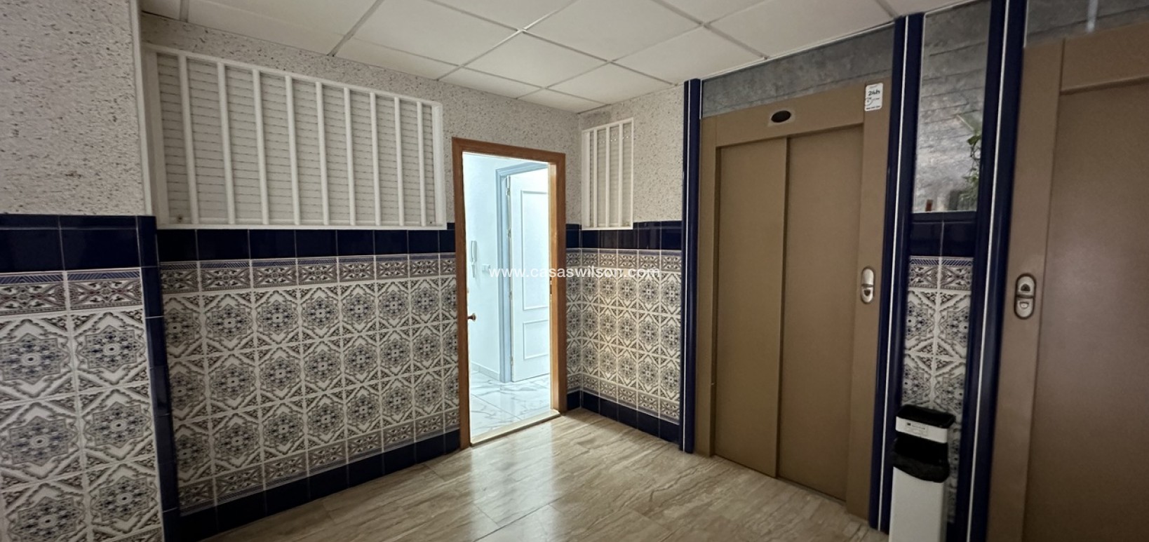 Sale - Apartment - Torrevieja - Costa Blanca