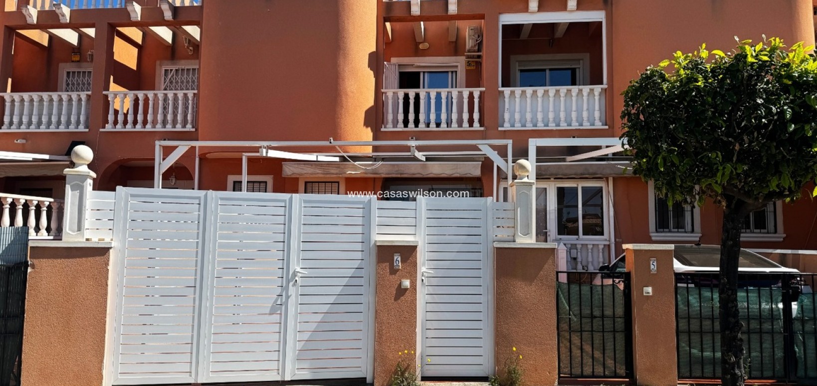 Sale - Townhouse - Torrevieja