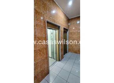 Sale - Apartment - Torrevieja - Playa de los Locos