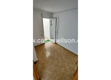 Sale - Apartment - Torrevieja - Playa de los Locos