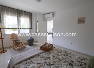 Sale - Apartment - Torrevieja - Costa Blanca