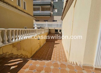 Venta - Chalet - Guardamar del Segura - Campomar