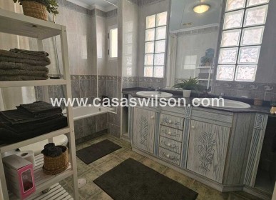 Venta - Chalet - Guardamar del Segura - Campomar