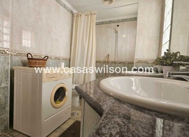 Venta - Chalet - Guardamar del Segura - Campomar