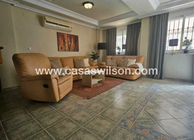 Venta - Chalet - Guardamar del Segura - Campomar