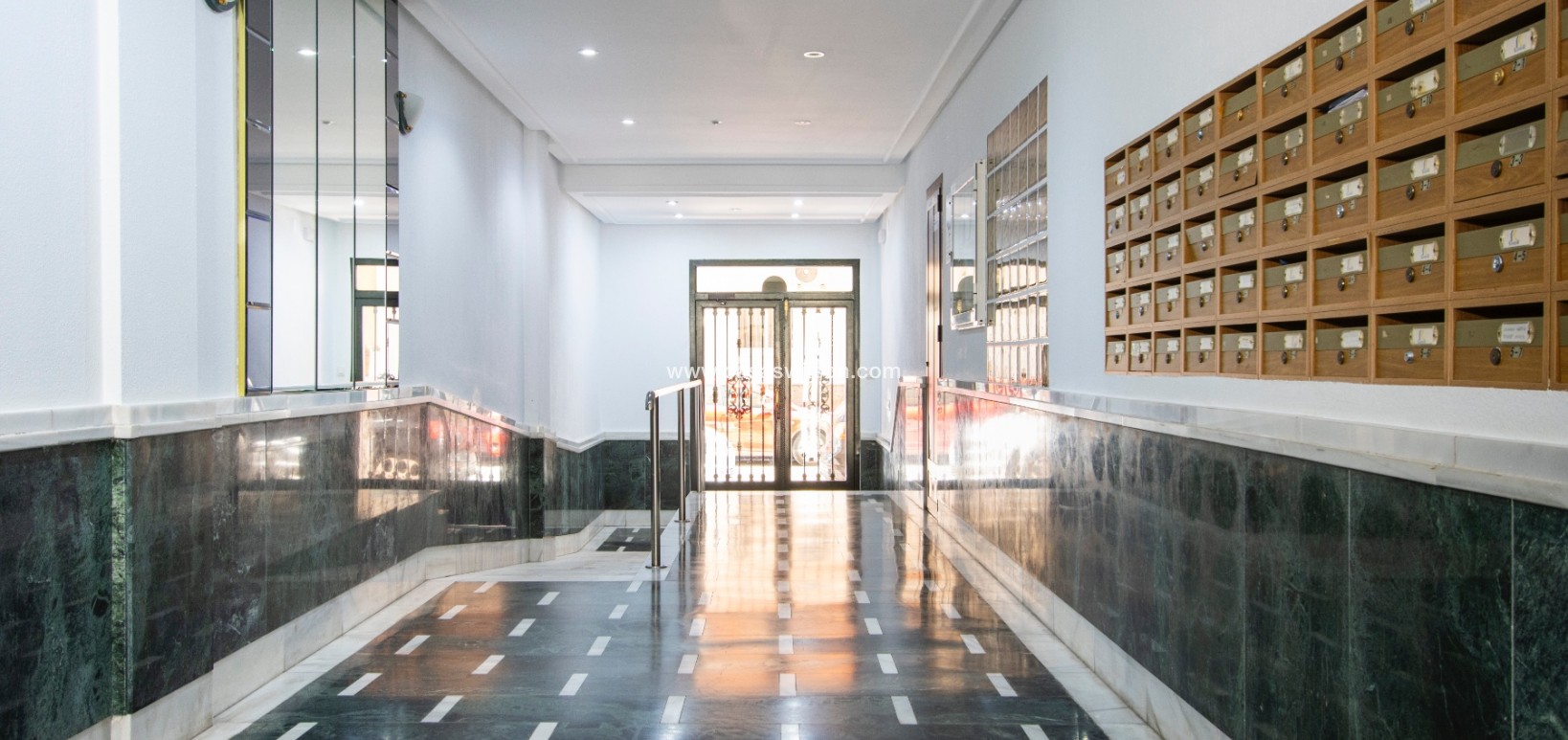 Sale - Appartement - Torrevieja - Costa Blanca