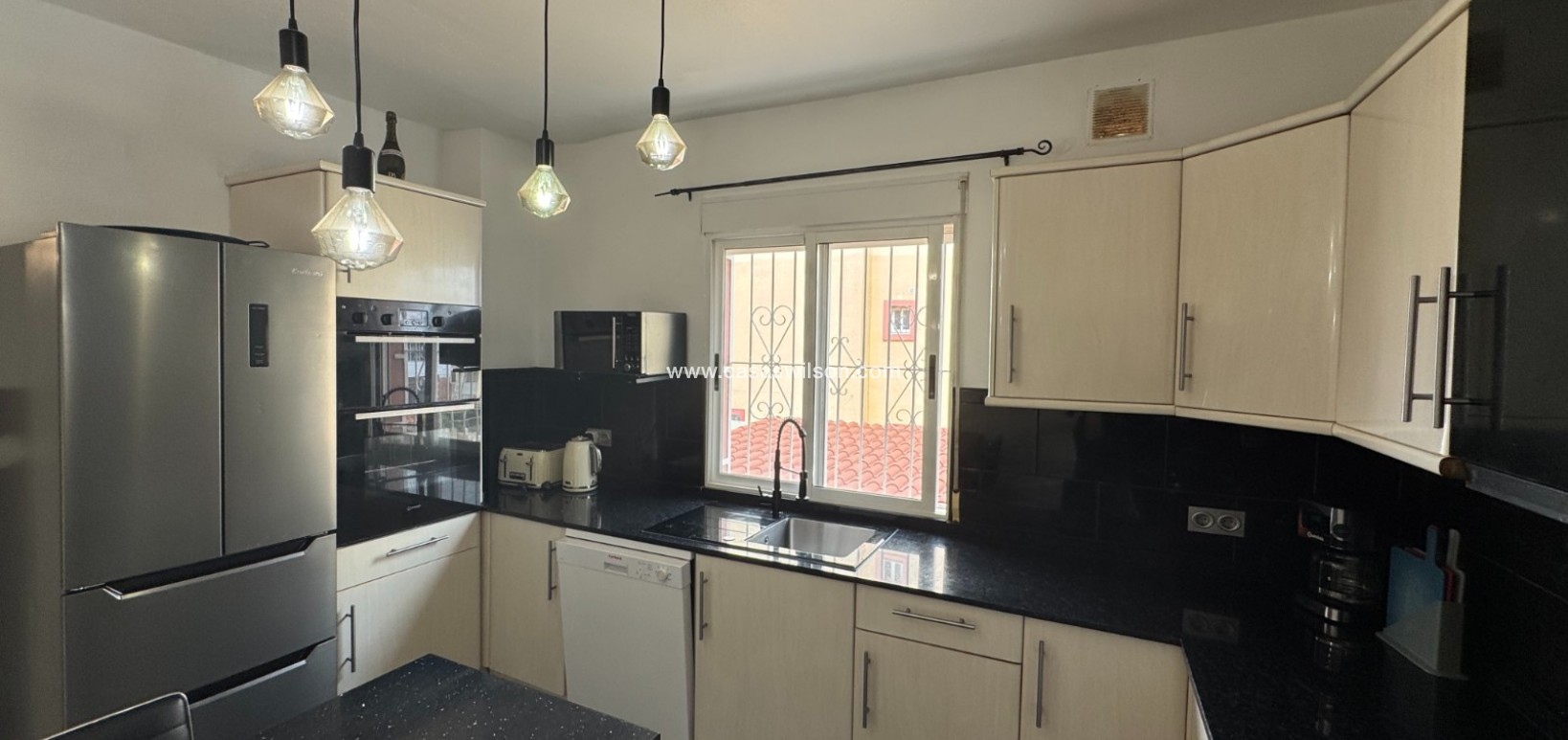 Sale - Apartment - San Miguel de Salinas - Inland