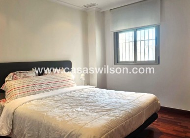 Sale - Appartement - Torrevieja - Centro