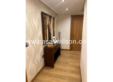 Sale - Apartment - Torrevieja - Centro