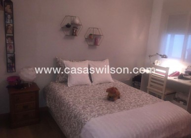 Sale - Apartment - Torrevieja - Centro