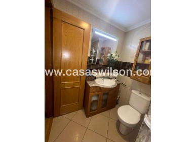 Sale - Apartment - Torrevieja - Centro