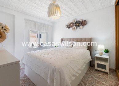Sale - Apartment - Torrevieja - Playa del Cura